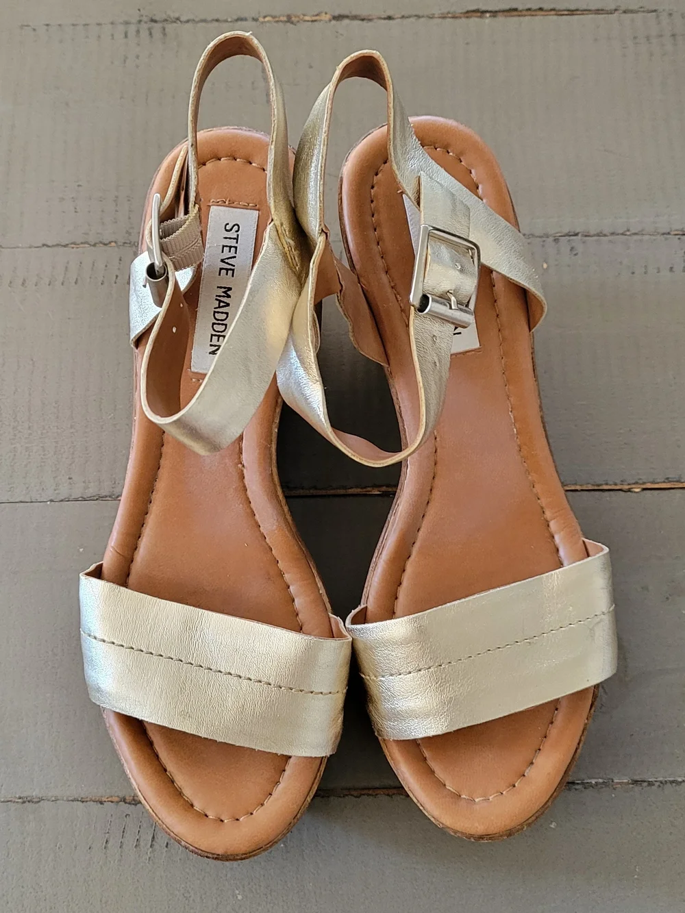 Steve Madden Metallic Gold Platform Wedge Sandals Size 8